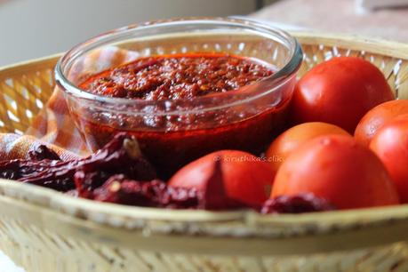 Tomato Thokku / Tomato Pickle