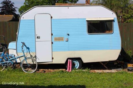 moving caravan to new home-4 How does your garden grow? My little vintage caravan