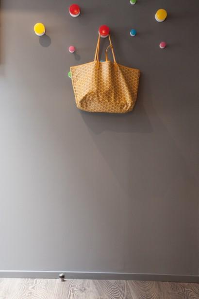 {Almost} WW: Who Knew Monochrome Could be So Cool in Grey? Bag decor :D