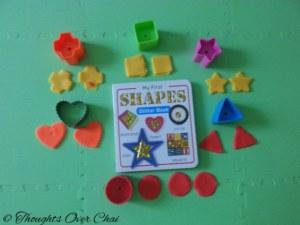 Play Dough- 10 Play and Learn Ideas shapes