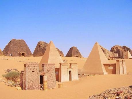 pyramids-nubian-12
