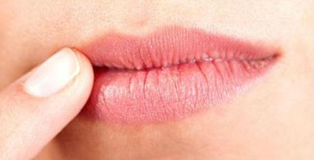 15 Awesome Tips to Get Rid of Dry, Scaly Lips
