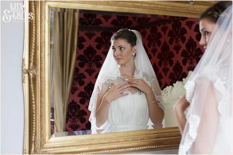 Broadoaks Wedding Photographer Windermere || Tux & Tales Photography || Bride Preparation