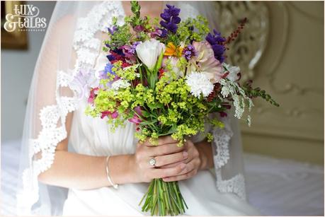 Broadoaks Wedding Photographer Windermere || Tux & Tales Photography || Bride Preparation wildflower bouquet