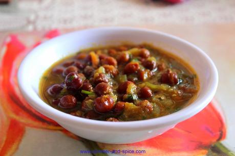 Kala Chana Masala Recipe, Black Chickpeas Curry (Punjabi Style)