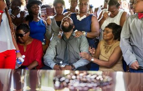1 Picture 1000 Words: From Michael Brown's Funeral