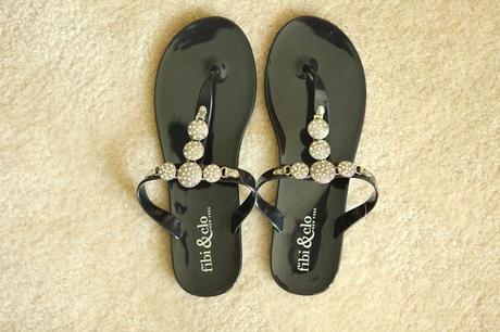 Fibi & Clo Beach Sandals, Tanvii.com