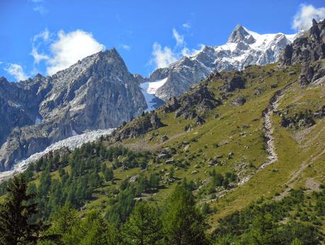 Walking in the amazing nature of Val Ferrè, Valle D'Aosta