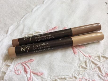 No7 Stay Perfect Shade and Define Eye Crayons | Review