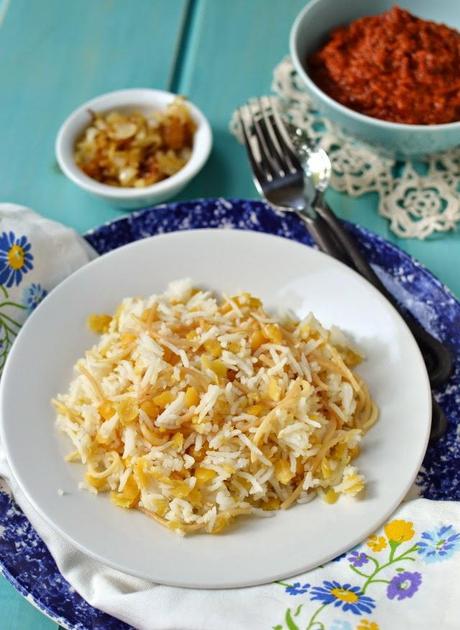 Koshari (Vegetarian Rice & Lentil Dish)