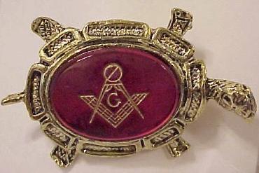 Turtle pin