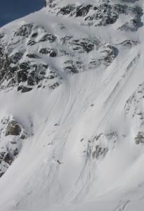 Skiing Grand Envers Aiguille du Midi