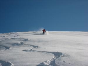 Classic powder turns in Le Tour