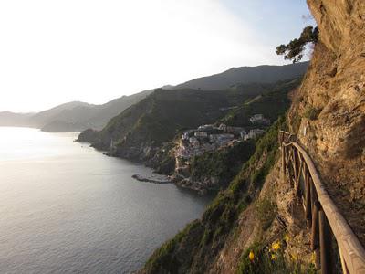 Not to miss - the gorgeous rocky coast of Italy's Cinque Terre