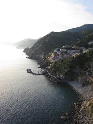 Not to miss - the gorgeous rocky coast of Italy's Cinque Terre