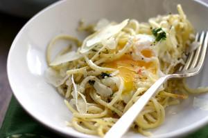 Baked Eggs In Pasta Nests