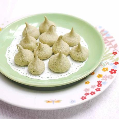 Matcha Meringue Kisses