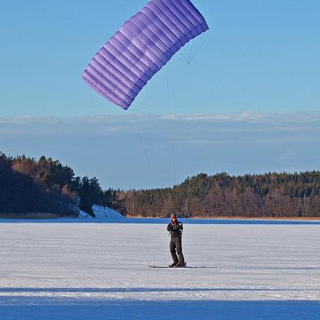 Eric and Sarah McNair-Landry To Kite-Ski The Northwest Passage!