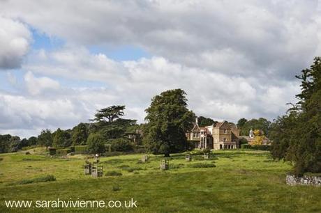 Fawsley Hall by Northampton wedding photographer Sarah Vivienne