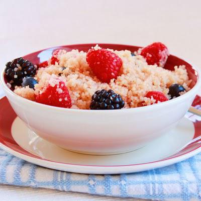 Couscous and berries salad