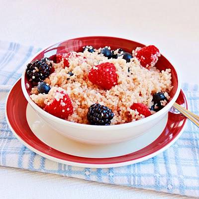 Couscous and berries salad