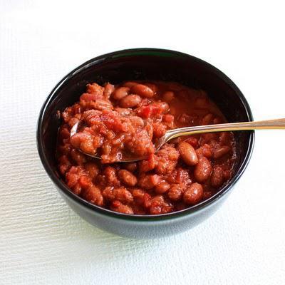 Roman beans and beetroot soup