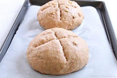 Whole-wheat walnuts bread