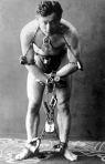 137º Harry Houdini