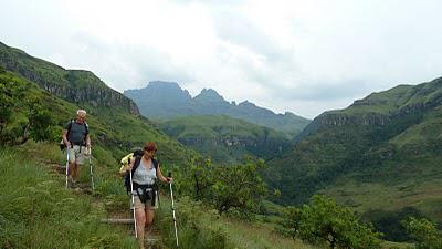 An overnight hike to Zulu Cave - March 2011