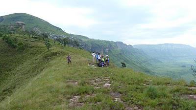 Vaalribbokkop Cave and Zulu Cave - A 3 day hike in the Monk's Cowl area - January 2011