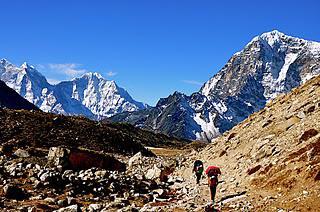 Himalaya 2011: Teams Arriving In Everest Base Camp, Icefall Route Complete