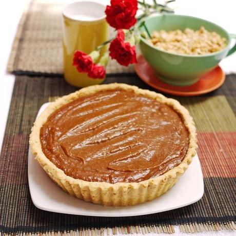 Butterscotch Praline Cream Pie