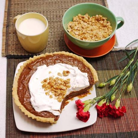 Butterscotch Praline Cream Pie