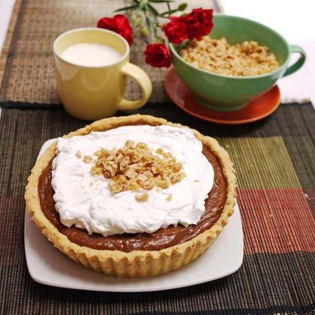 Butterscotch Praline Cream Pie