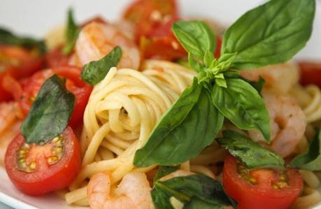 Shrimp, Tomato and Basil Pasta