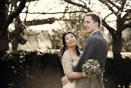 Gorgeous spring wedding in an ancient English castle