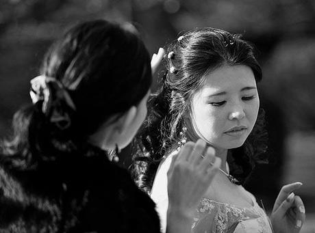 Gorgeous spring wedding in an ancient English castle