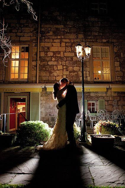 Gorgeous spring wedding in an ancient English castle