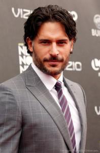 Joe Manganiello and he reveals a pinch of Season 4′s Alcide