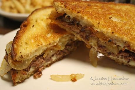 Lynn's Restaurant in Roann, Indiana: Perfect Patty Melt