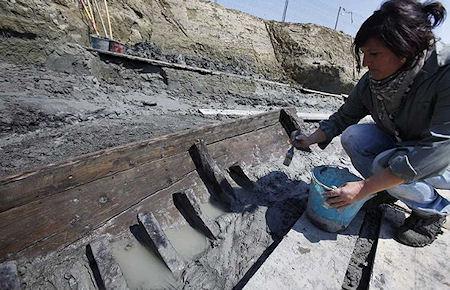 2,000-Year-Old Roman ship Unearthed