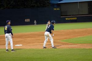 Snap throws to third base