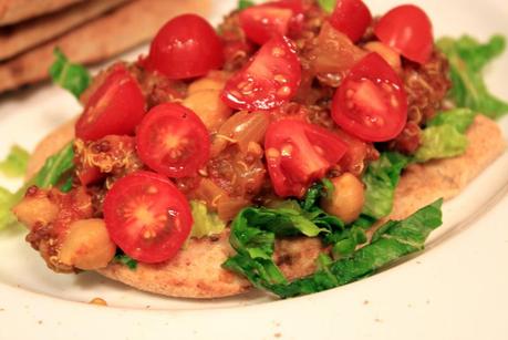 Curried Chickpea and Quinoa Flatbread