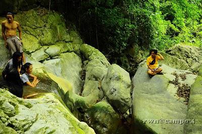 Weekend Bouldering