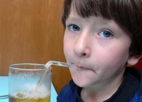 FDA to examine arsenic in apple juice – but it’s the calories, not the poison, that is hazardous