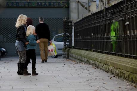 Amnesty fence cardiff 005 460x306 Amnesty international: Making the Invisible Visible