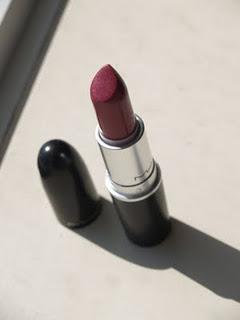 MAC - Lipstick in Total Wow