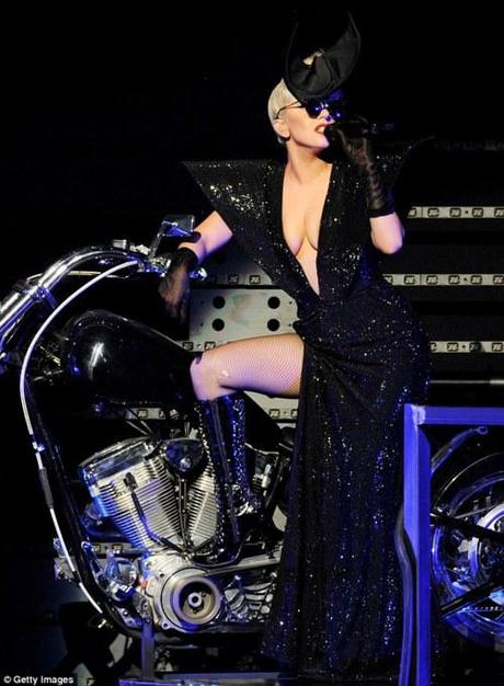 Lady Gagas second sparkly outfit as she performed a series of her smash hits at the Jingle Ball this year.
xoxo LLM