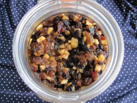 Fruit mince in a jar