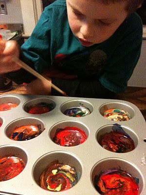 Explore Art: DIY Chunky Melted Crayons